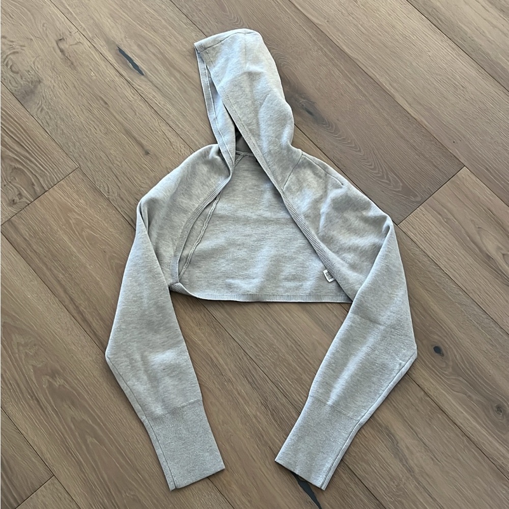 New!!! Cropped hooded sweater